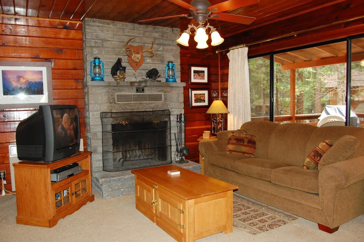 35 Cubbys Den Wawona Exterior foto